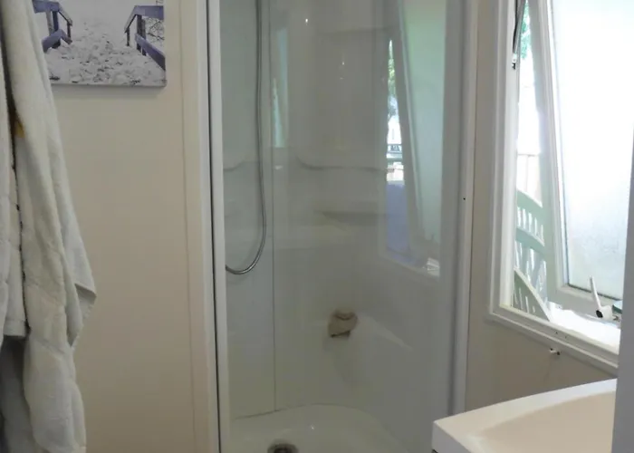 Le Petit Mobilhome De Charlotte - Georges De Didonne * Saint-Georges-de-Didonne